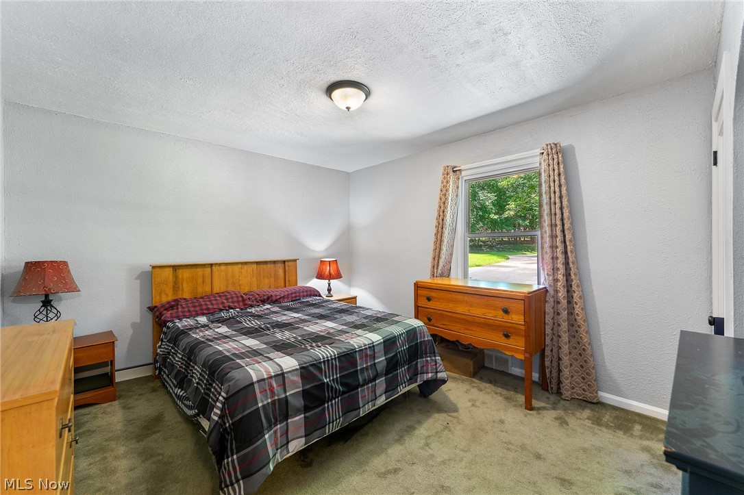 10901 Main Street New Middletown OH 44442