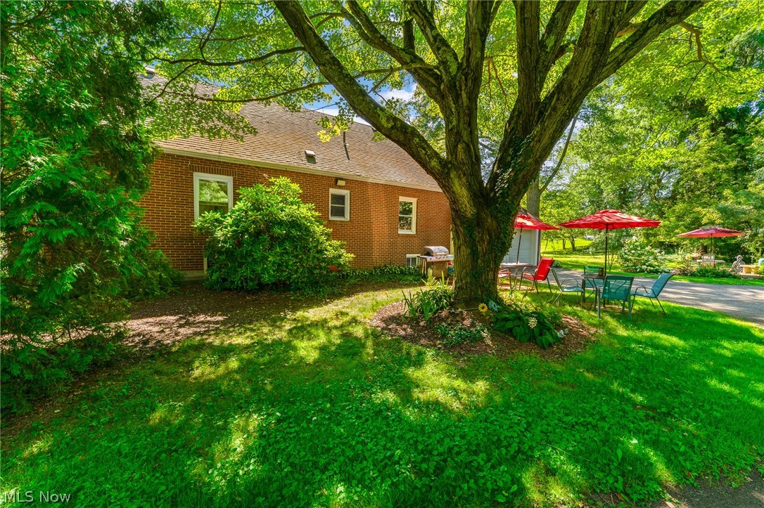 10901 Main Street New Middletown OH 44442