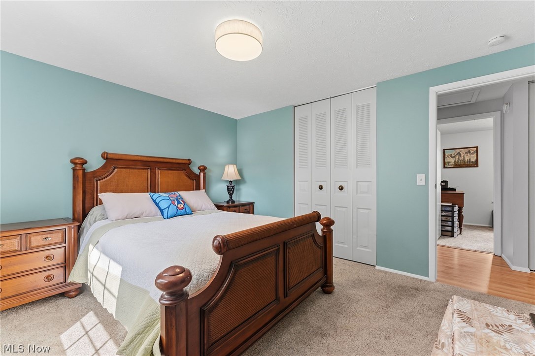 137 Chapel Hill Drive NW Warren OH 44483