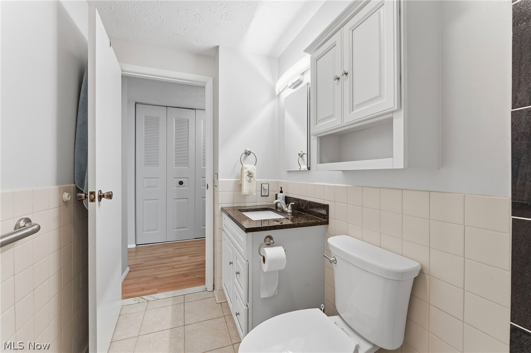 137 Chapel Hill Drive NW Warren OH 44483