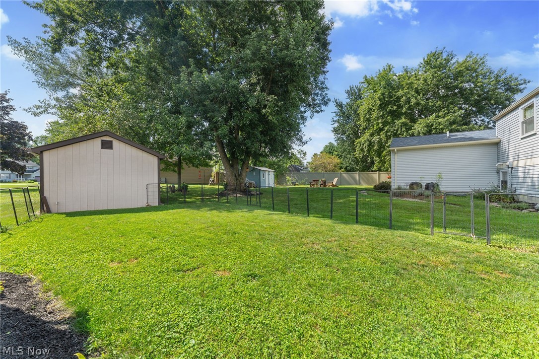 137 Chapel Hill Drive NW Warren OH 44483