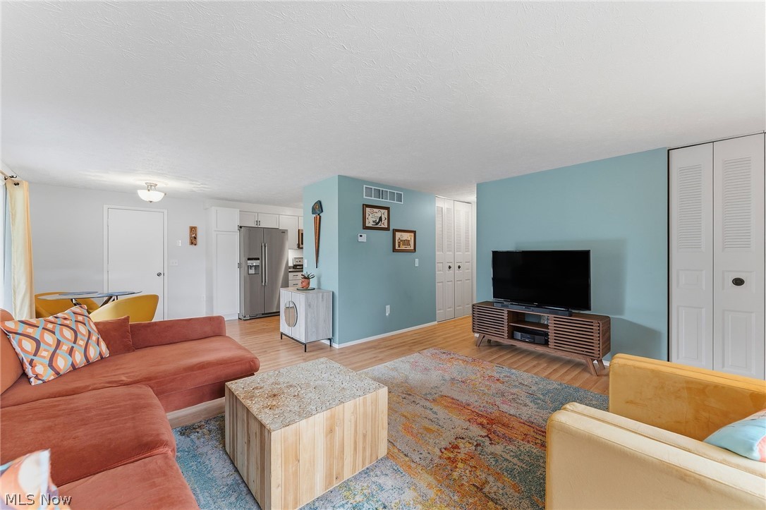 137 Chapel Hill Drive NW Warren OH 44483
