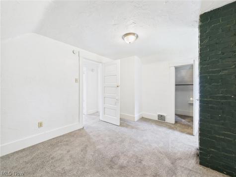 529 Gage Street Akron OH 44311