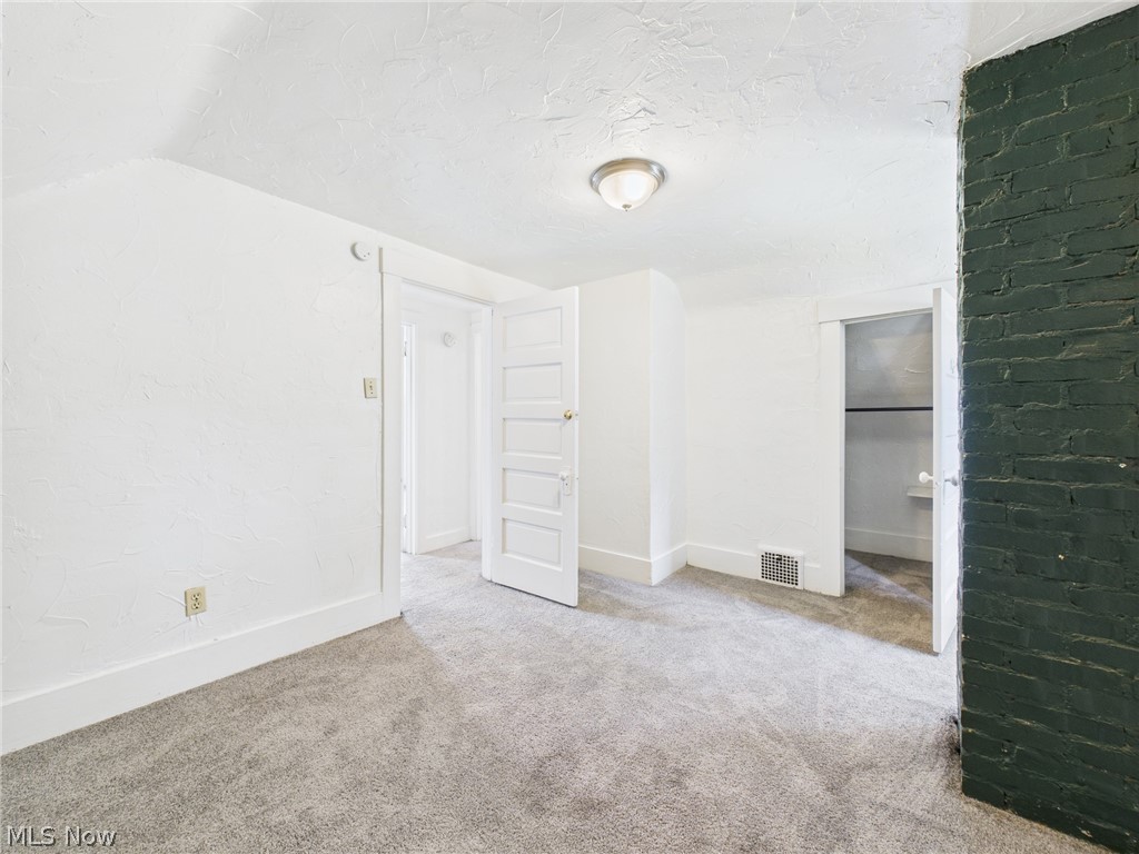 529 Gage Street Akron OH 44311
