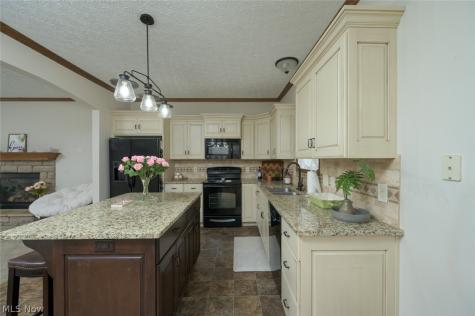 1017 Susan Road Ravenna OH 44266