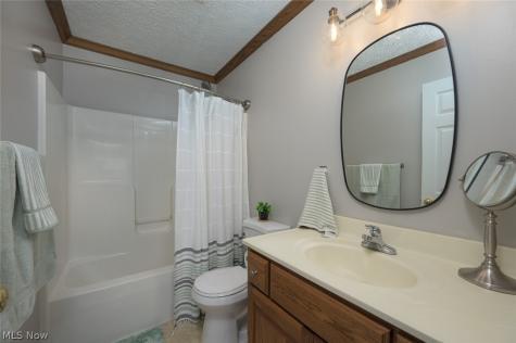 1017 Susan Road Ravenna OH 44266