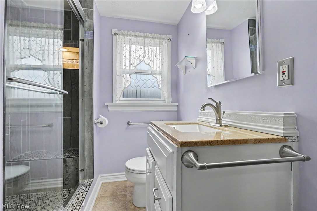 495 Whitney Avenue Akron OH 44306