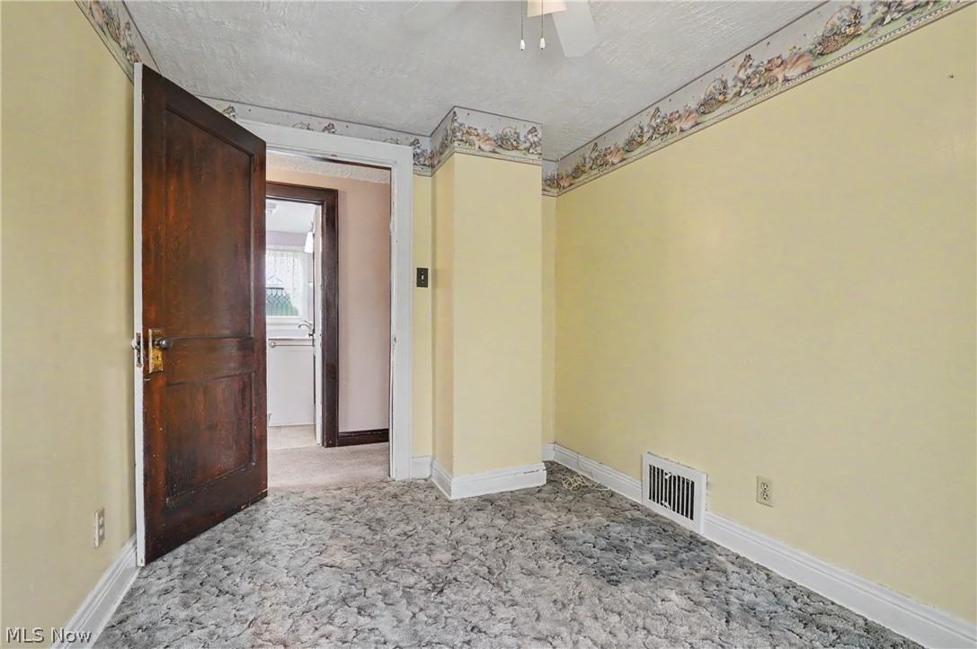 495 Whitney Avenue Akron OH 44306