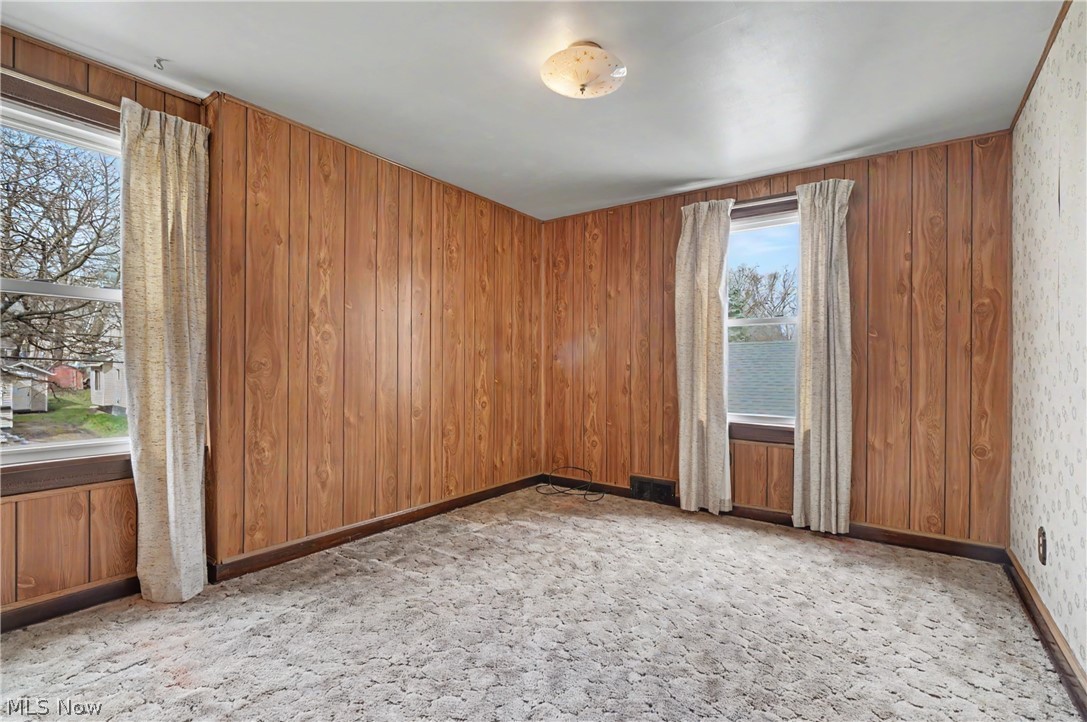 495 Whitney Avenue Akron OH 44306