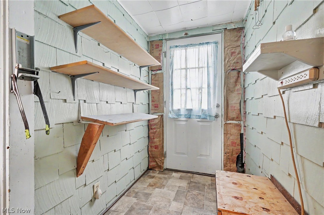 495 Whitney Avenue Akron OH 44306