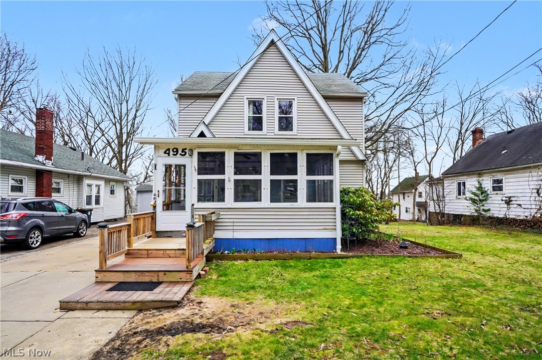 495 Whitney Avenue Akron OH 44306