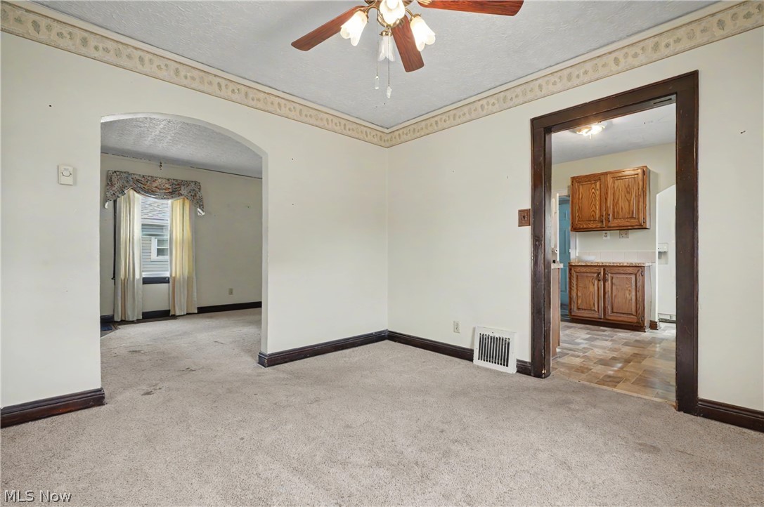 495 Whitney Avenue Akron OH 44306