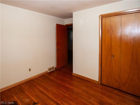 4526 W 154th Street Cleveland OH 44135