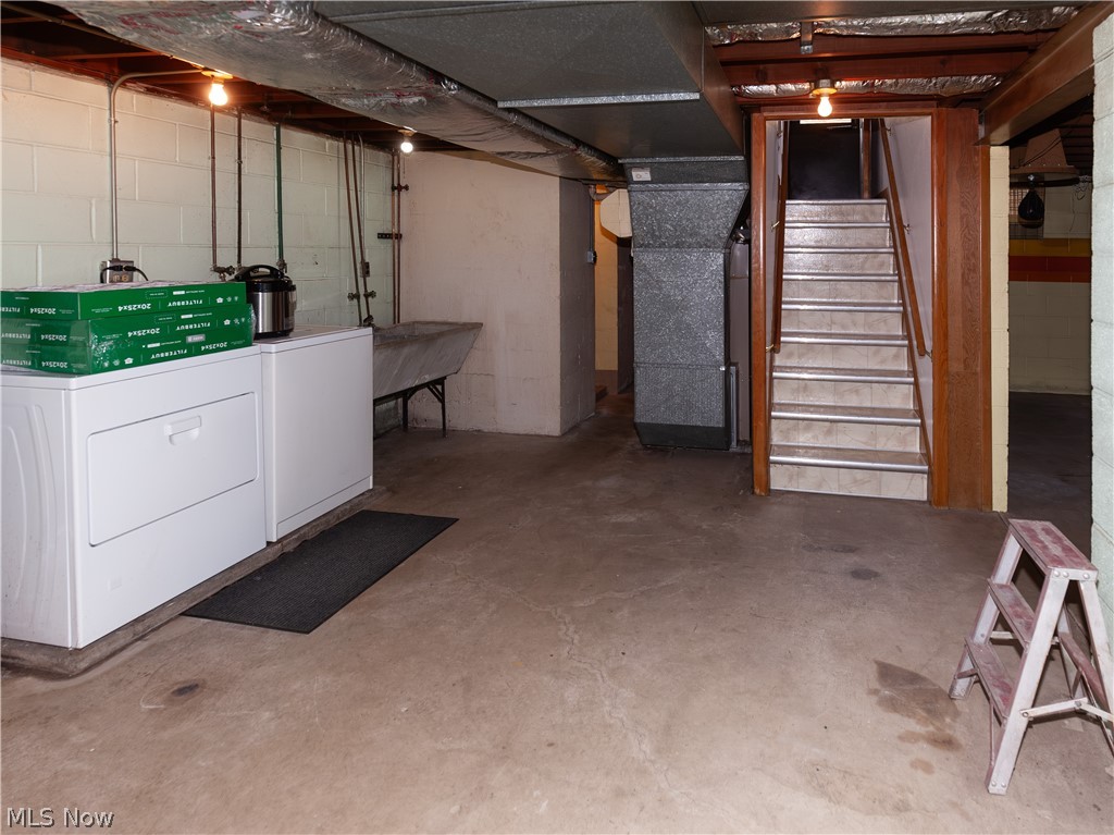 4526 W 154th Street Cleveland OH 44135