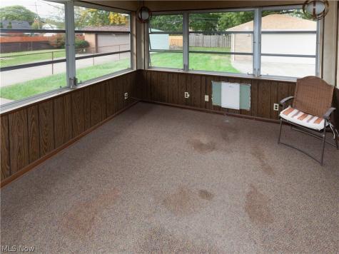 4526 W 154th Street Cleveland OH 44135