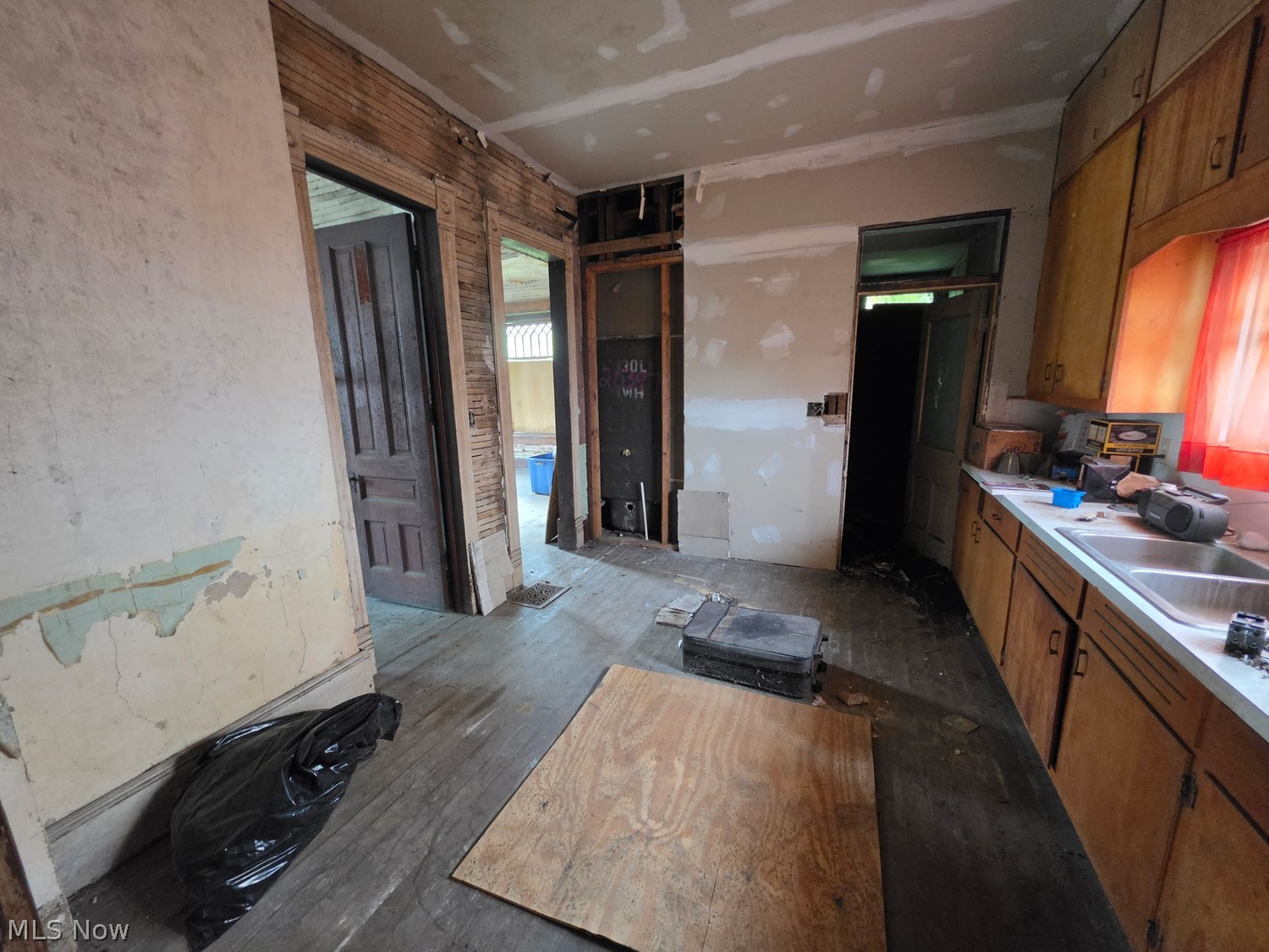 208 E College Street Scio OH 43988