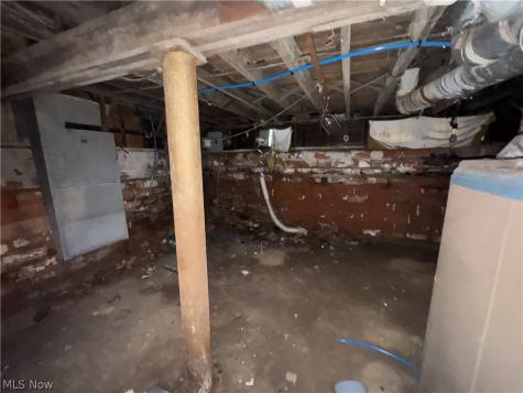 905 E 143rd Street Cleveland OH 44110