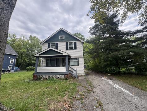 905 E 143rd Street Cleveland OH 44110