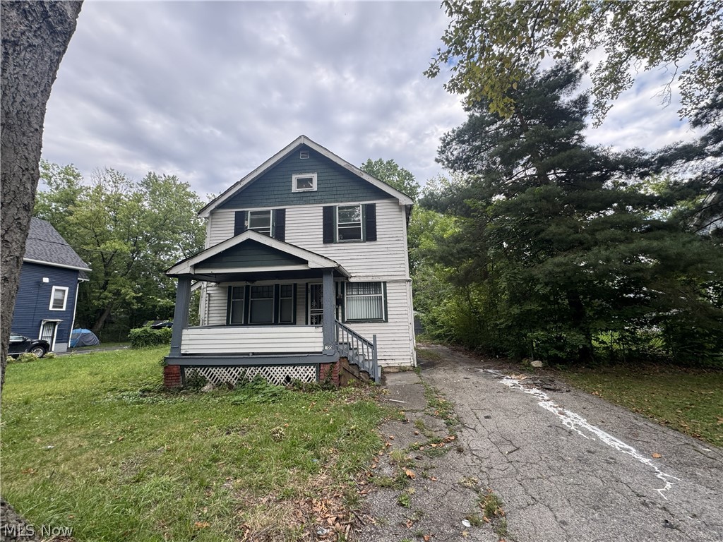 905 E 143rd Street Cleveland OH 44110