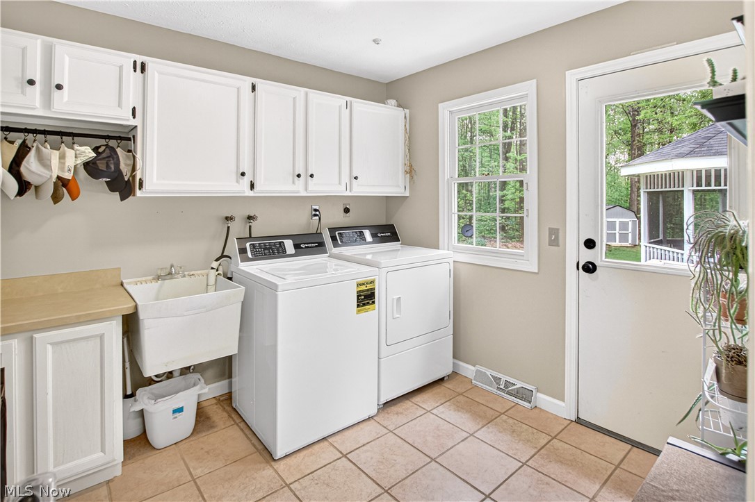 9103 Lake In The Woods Trail Chagrin Falls OH 44023