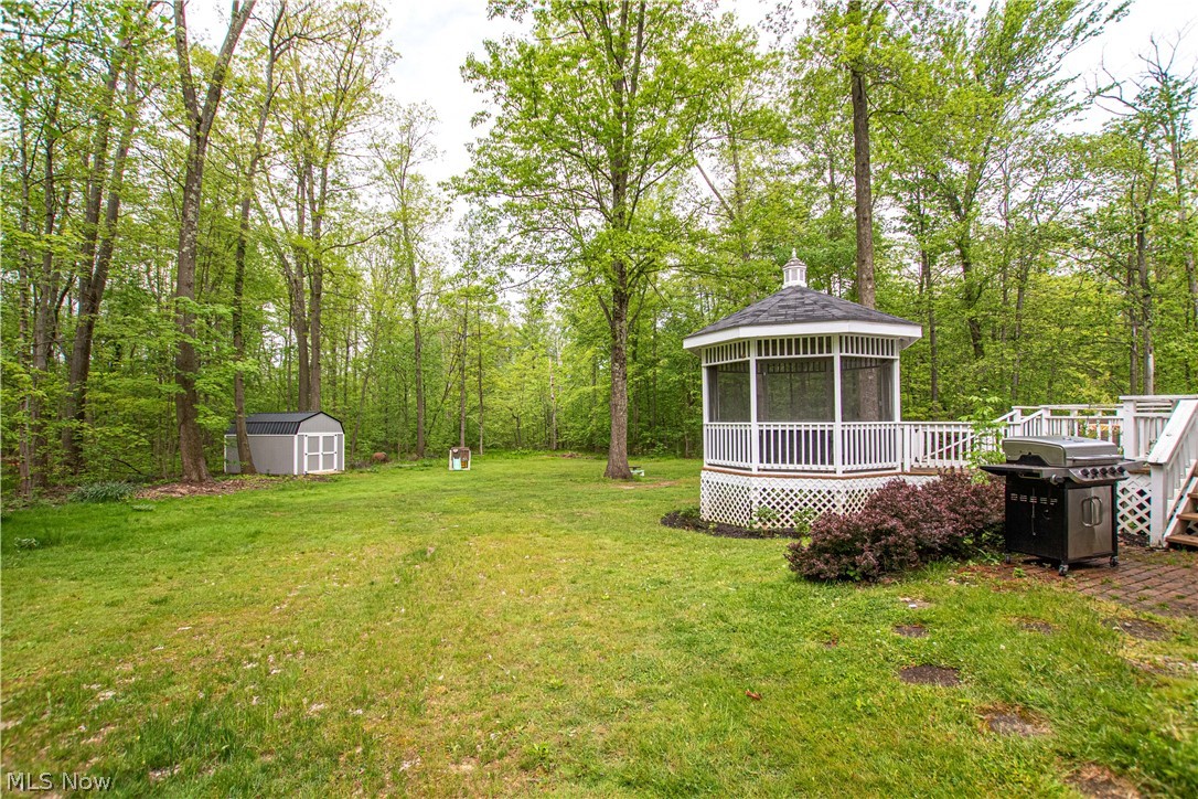9103 Lake In The Woods Trail Chagrin Falls OH 44023