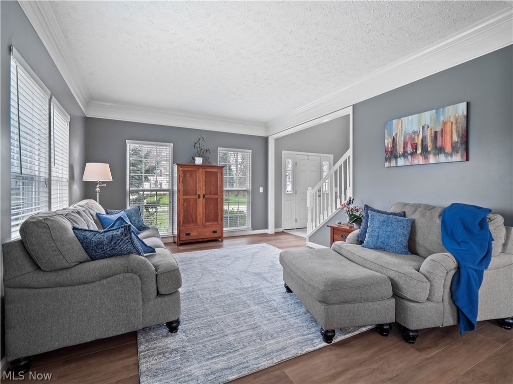 9202 Lake View Drive Olmsted Falls OH 44138