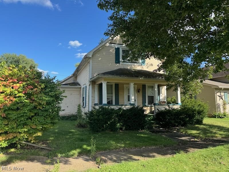 203 Lincoln Avenue Tuscarawas OH 44622