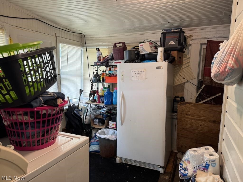 203 Lincoln Avenue Tuscarawas OH 44622