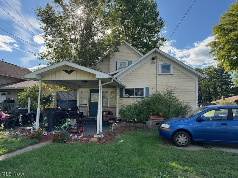 203 Lincoln Avenue Tuscarawas OH 44622