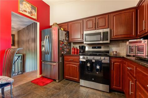 17669 Edwards Road Doylestown OH 44230