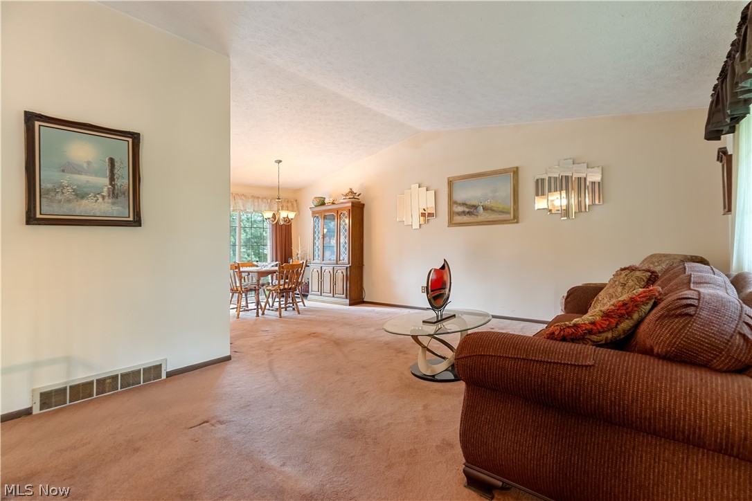 17669 Edwards Road Doylestown OH 44230