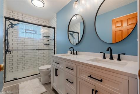 17669 Edwards Road Doylestown OH 44230