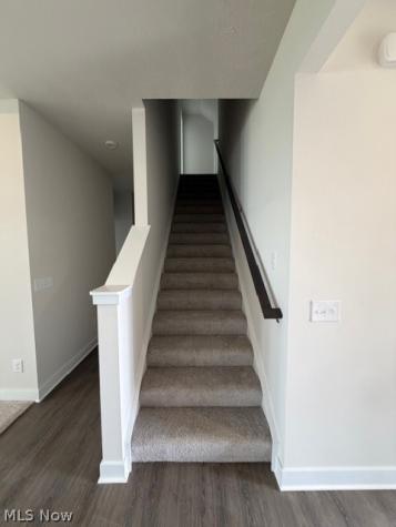 1443 Southbrook Circle NE Canton OH 44721