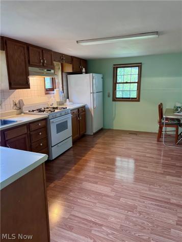 322 Sixth Lowell OH 45744