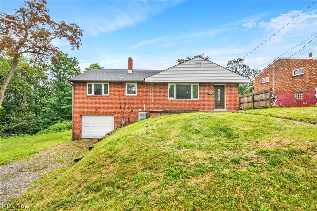 156 Greenwich Avenue Steubenville OH 43952