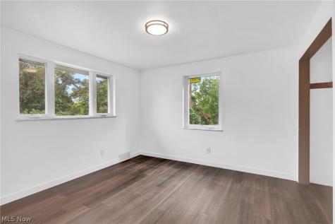 156 Greenwich Avenue Steubenville OH 43952