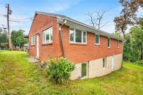 156 Greenwich Avenue Steubenville OH 43952