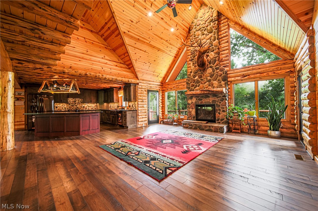 4848 Township Road 305 Millersburg OH 44654