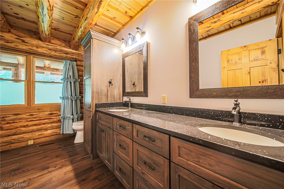 4848 Township Road 305 Millersburg OH 44654