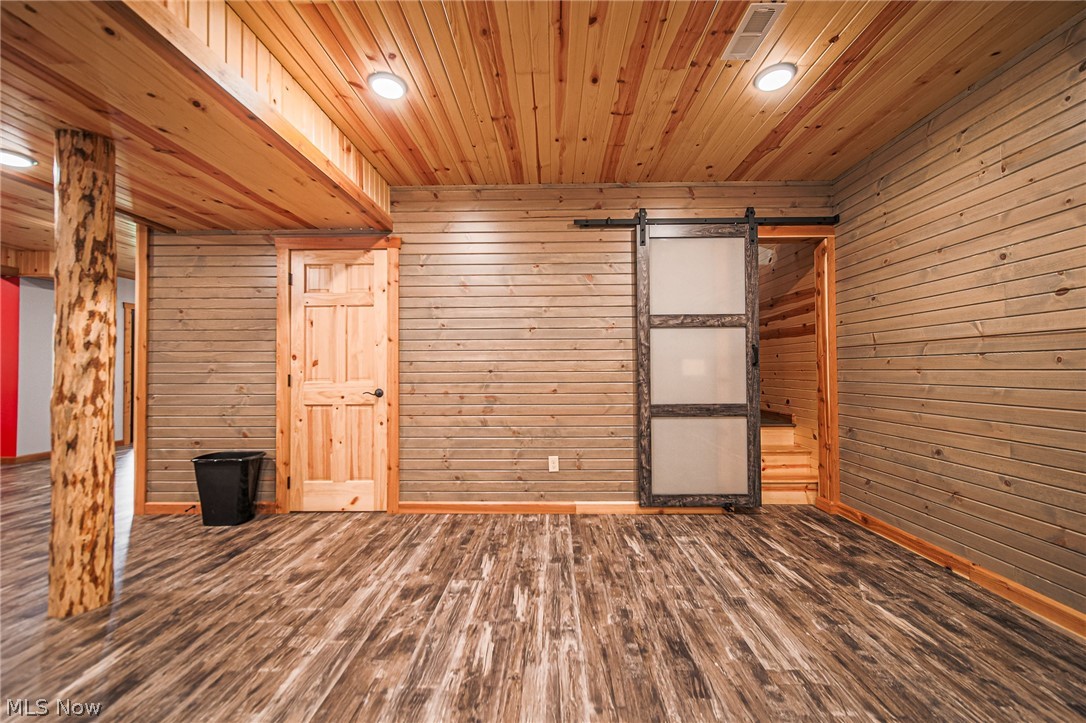 4848 Township Road 305 Millersburg OH 44654