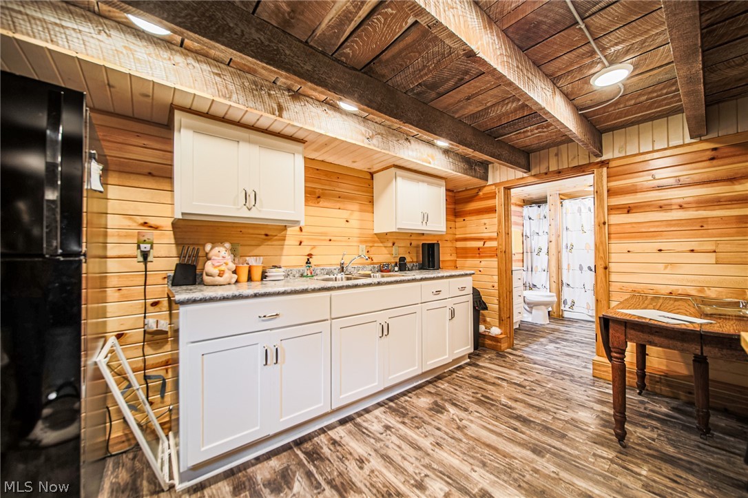 4848 Township Road 305 Millersburg OH 44654