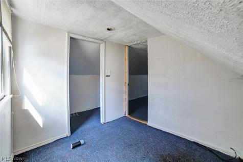 7615 Kenilworth Avenue Parma OH 44129