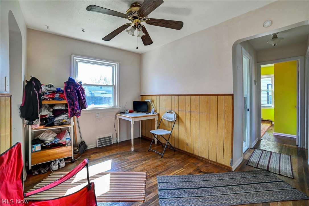 7615 Kenilworth Avenue Parma OH 44129