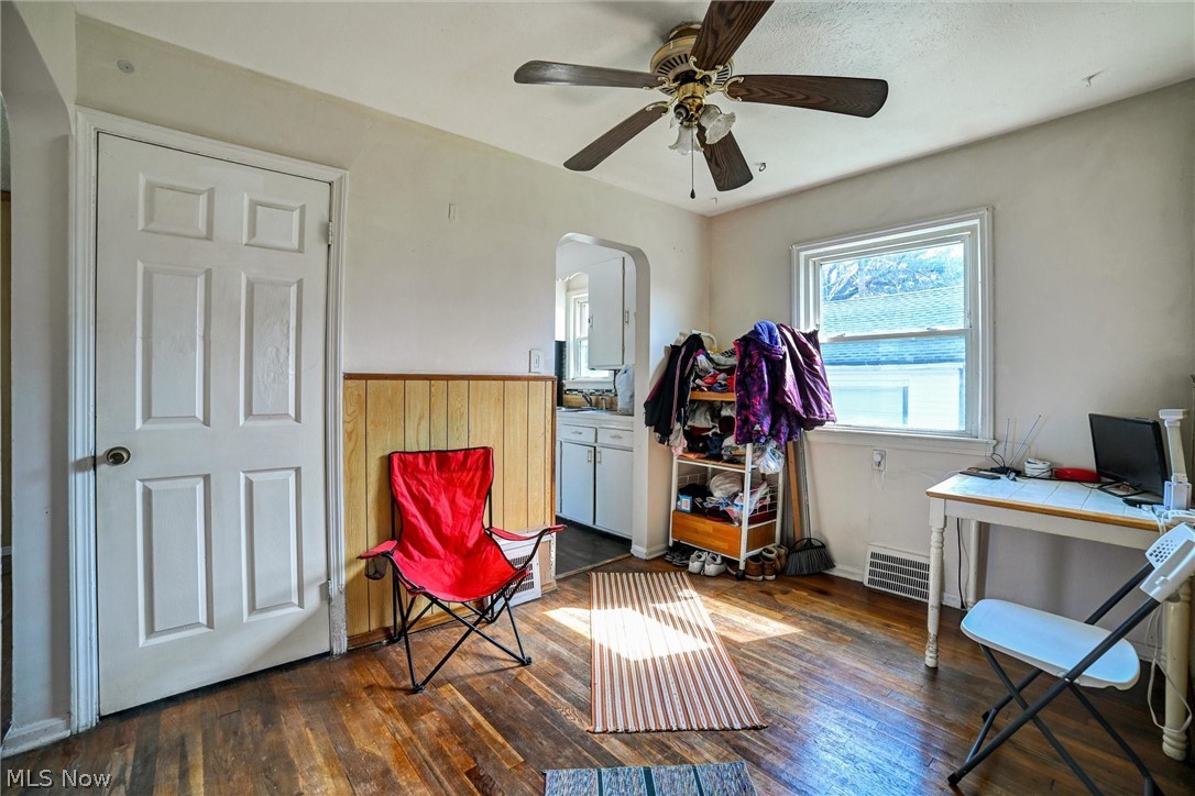 7615 Kenilworth Avenue Parma OH 44129