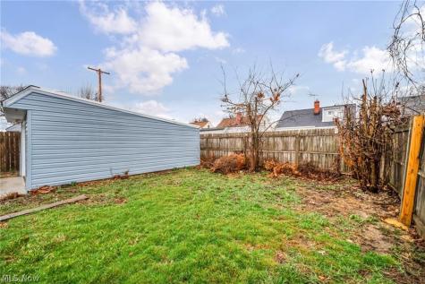 20801 Morris Avenue Euclid OH 44123