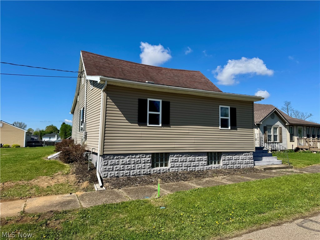 308 N Chestnut Street N Gnadenhutten OH 44629