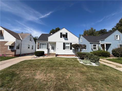 12421 Willard Avenue Garfield Heights OH 44125