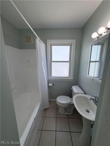12421 Willard Avenue Garfield Heights OH 44125