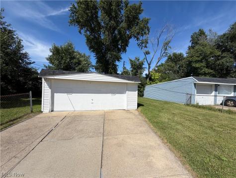 12421 Willard Avenue Garfield Heights OH 44125