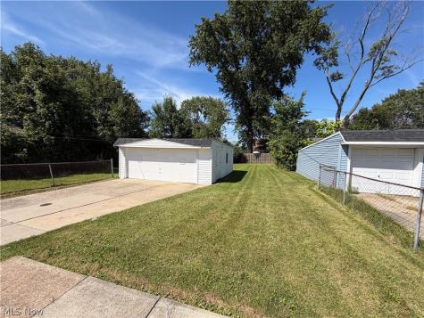 12421 Willard Avenue Garfield Heights OH 44125